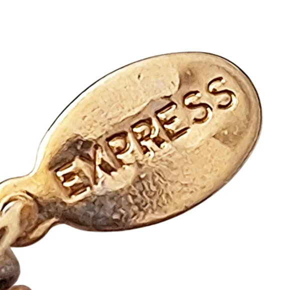 ✨️NWOT! EXPRESS! Beaded White And Brown 48 Long Infinety Necklace!